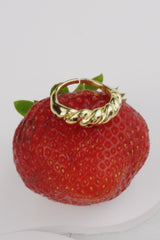 Garnet Twisted Croissant Ring 18k Gold