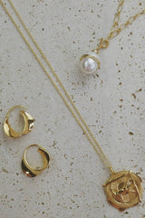 Small Hoops Earrings | Gold Hoops Earrings | Mamour Paris