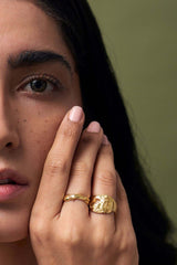 Gold Chunky Ring | 18k Gold Signet Ring | Mamour Paris