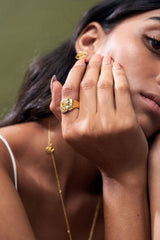 Gold Chunky Ring | 18k Gold Signet Ring | Mamour Paris