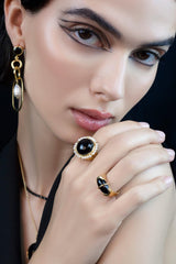 Dawn Black Onyx Gold Signet Ring Mamour Paris Jewelry